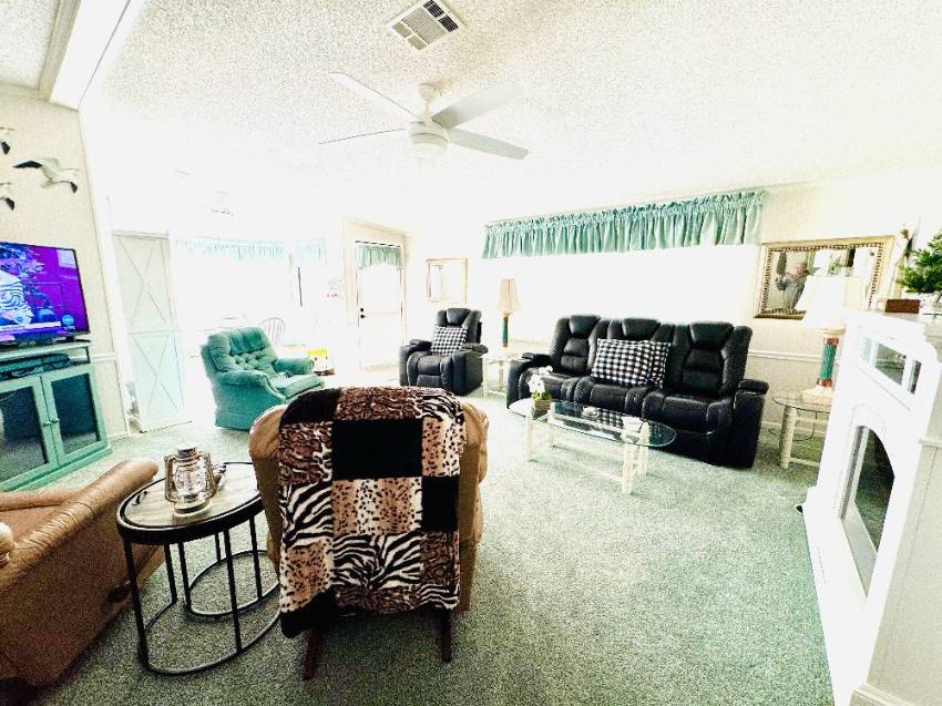 4614 Arcola Place a Lakeland, FL Mobile or Manufactured Home for Sale